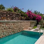 Atrium Tas Szálloda Çeşme