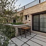 Atrium Tas Çeşme