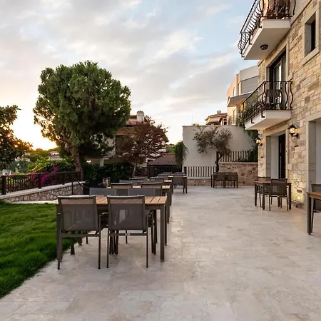Atrium Taş Otel