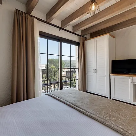 Atrium Tas Hotel Çeşme