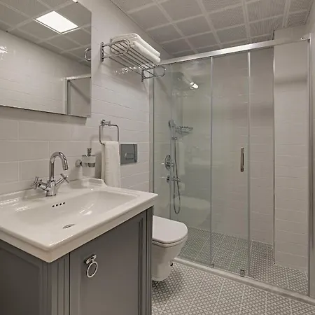 Atrium Tas Отель