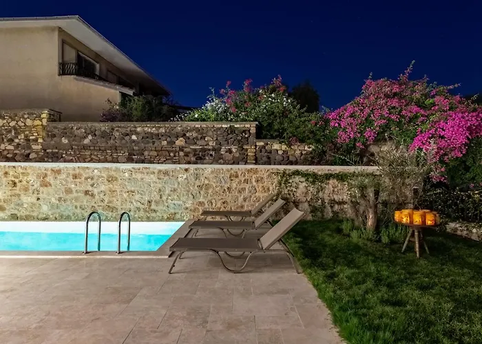 Atrium Tas 酒店 Çeşme