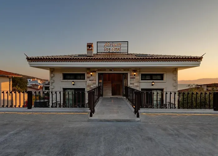 Atrium Tas 酒店 Çeşme